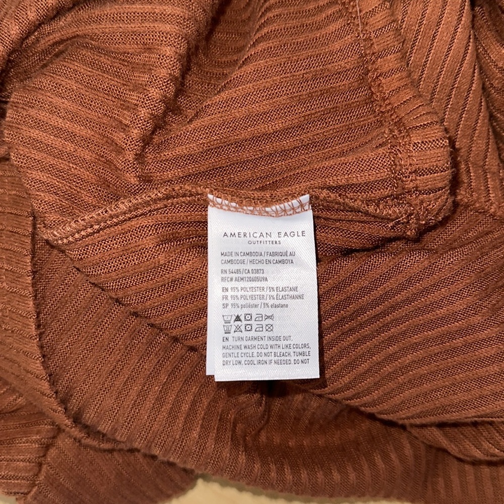 AMERICAN EAGLE Womens Plush Long Sleeve Orange Blouse Size S - Picture 4 of 4